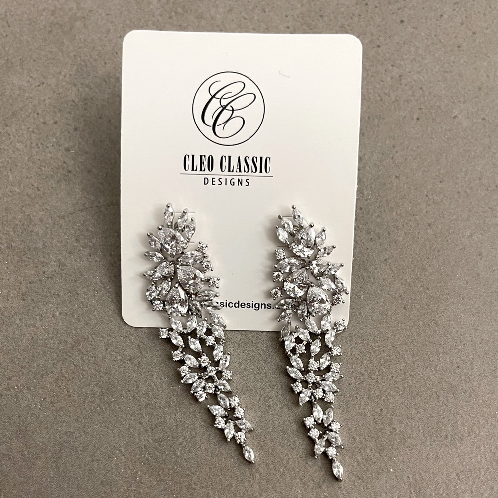 Bridal Drop Earrings - Picture 1 of 4